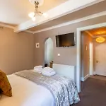 Oakfold House Pensionat