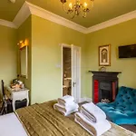 Pensionat Oakfold House 4*