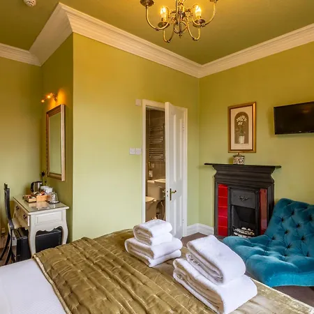 Affittacamere Oakfold House 4*