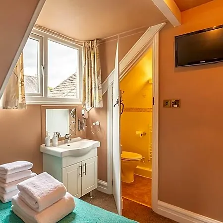 Oakfold House Gæstehus 4*
