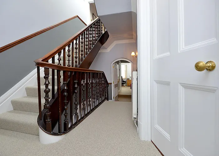 Affittacamere Oakfold House 4*