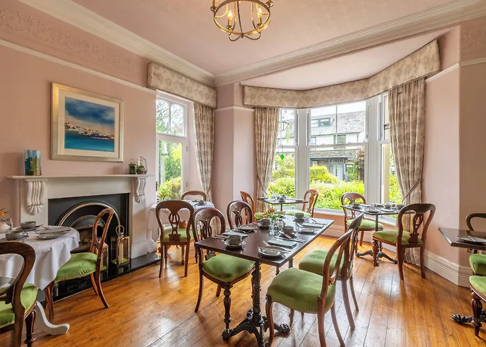 Affittacamere Oakfold House 4*