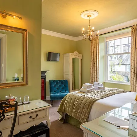 Guest house Oakfold House 4*