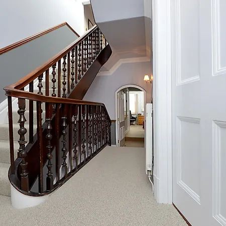 招待所 奥克弗尔德别墅酒店 4*